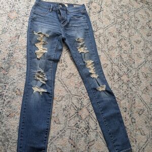 PacSun Distressed Skinny Jeans in Blue